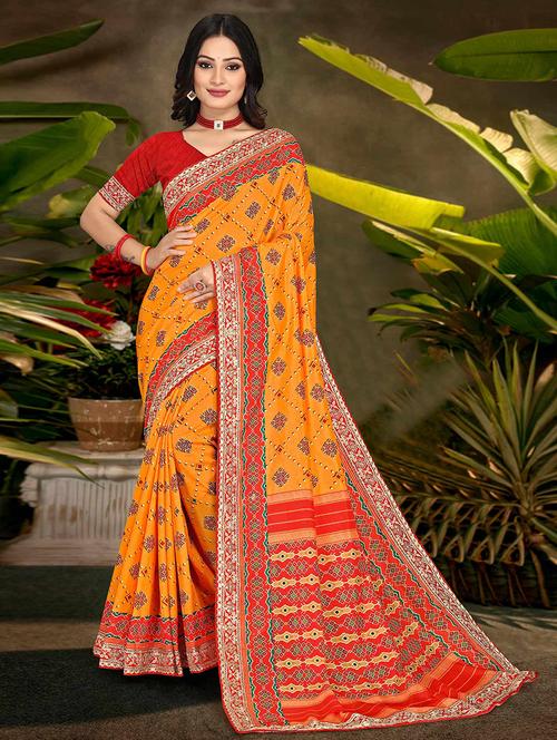 women printed casual wear saree with blouse - 21722143 - Standard Image - 0