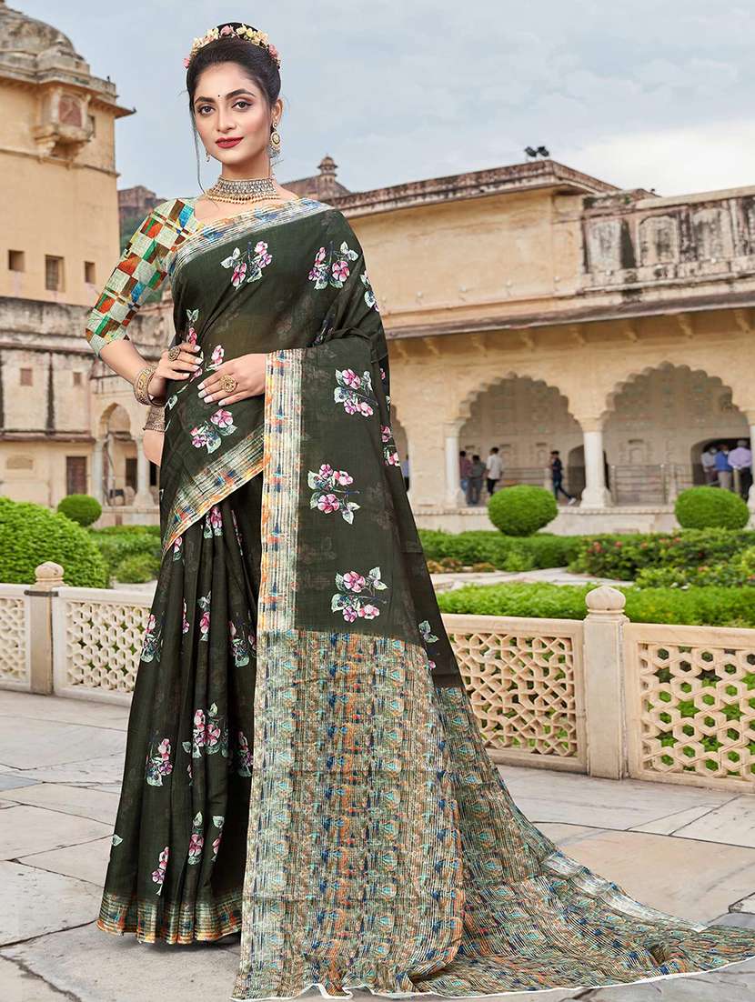 women printed casual wear saree with blouse