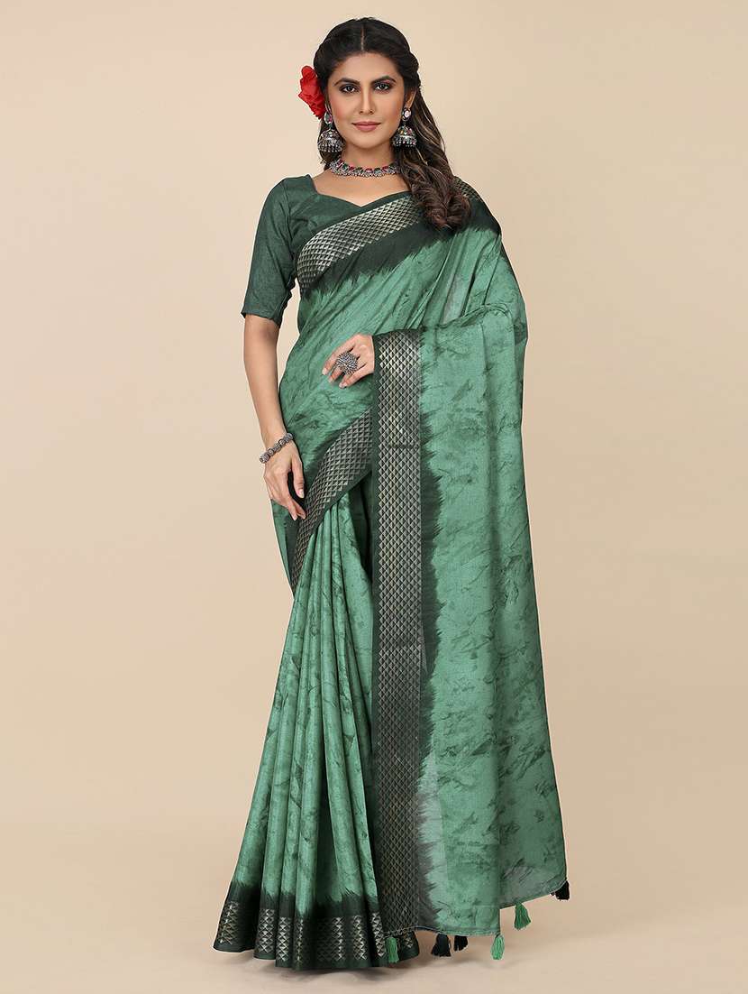 women printed casual wear saree with blouse