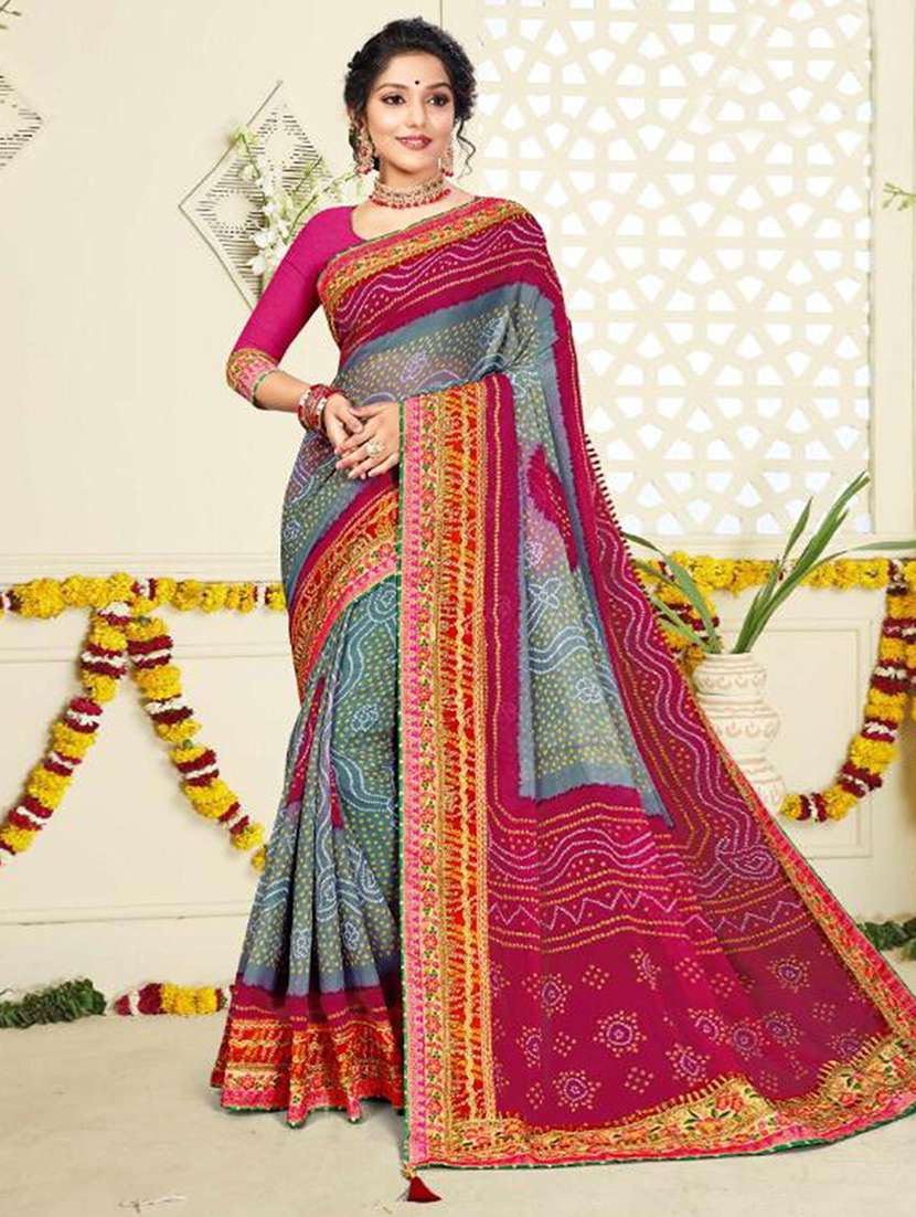 women printed casual wear saree with blouse