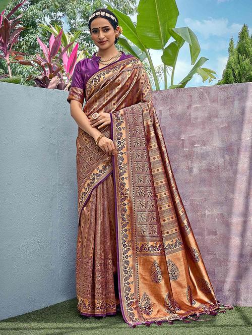 women self design banarasi saree with blouse - 21723921 - Standard Image - 0