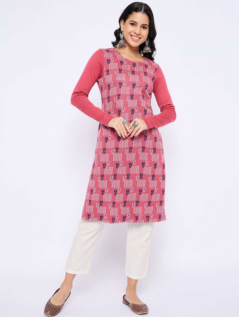 women self designed long sleeves woolen kurta