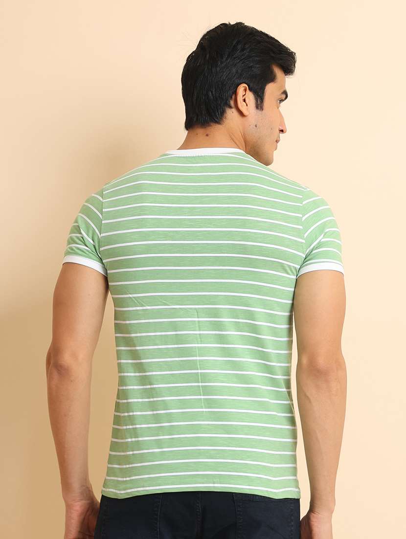 men short sleeves striped t-shirt - 21724553 -  Standard Image - 3