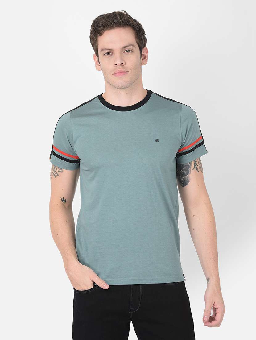 men solid short sleeves t-shirt
