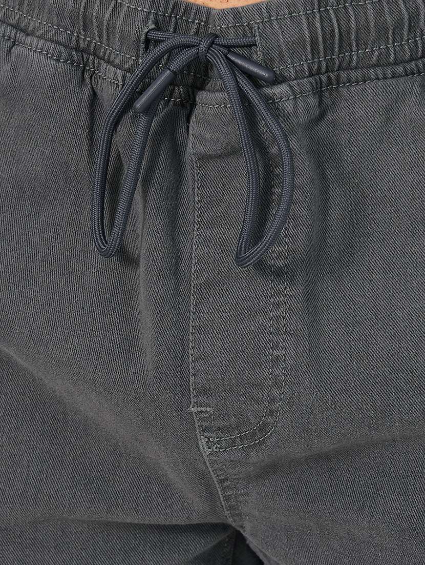 men solid mid rise cargo - 21725221 -  Standard Image - 3