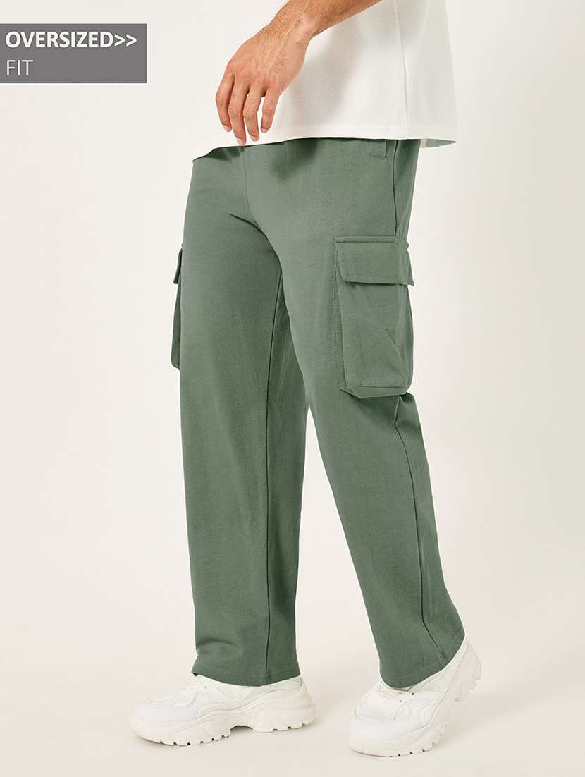 men solid mid rise cargo - 21725237 -  Zoom Image - 0