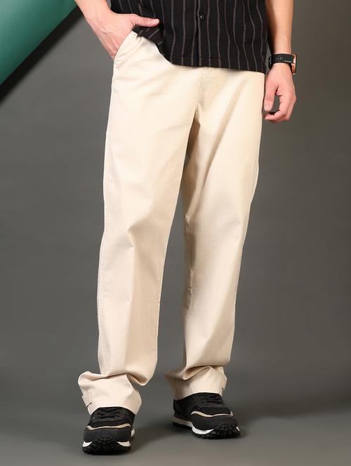 men solid mid rise relaxed fit chinos  - 21725684 -  Standard Image - 0