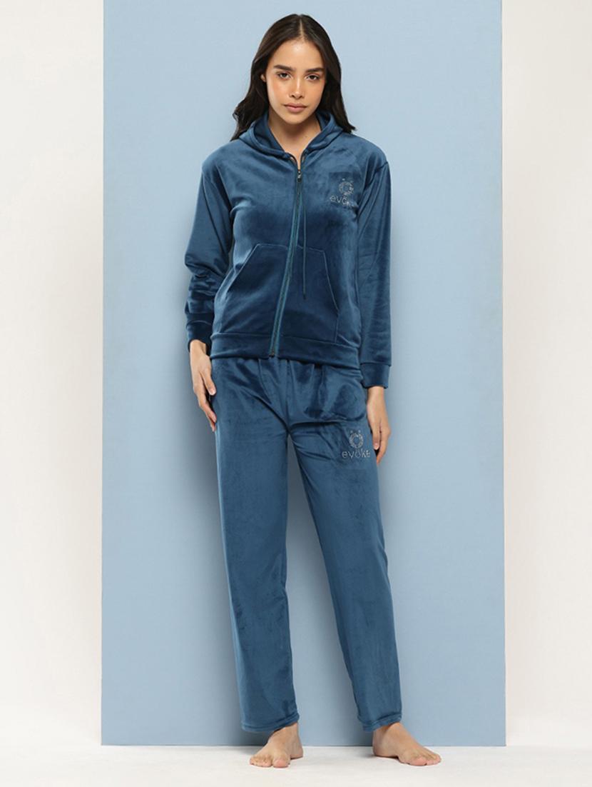 women solid hooded nightwear pyjama set