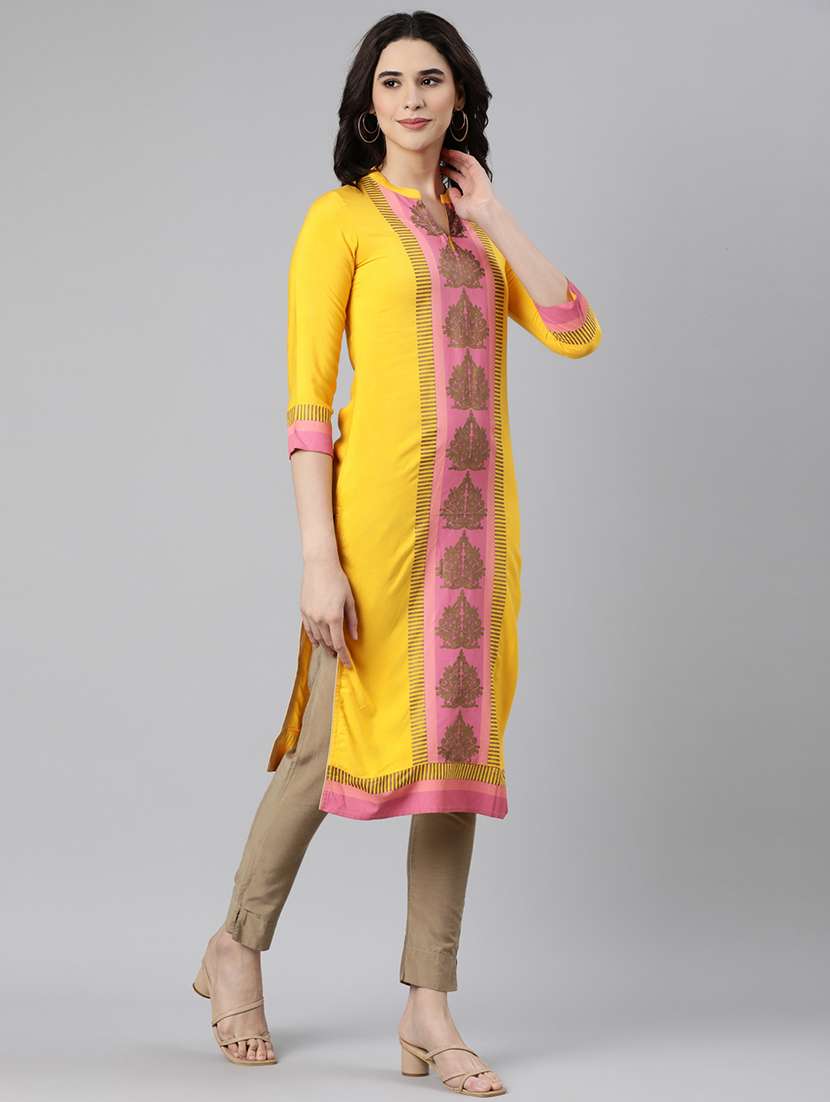 women placement print three quarter sleeve kurta - 21728268 -  Standard Image - 3