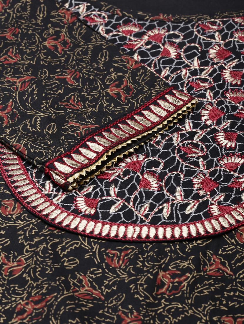 women printed three quarter sleeve straight kurta - 21728270 - Standard Image - 5