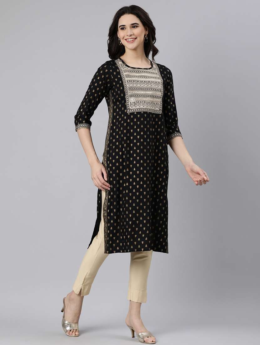 women foil print three quarter sleeve straight kurta - 21728271 - Standard Image - 3