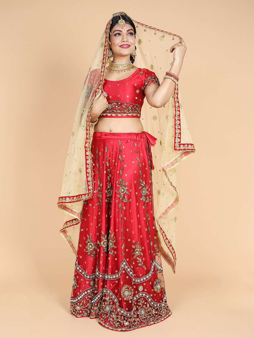 women gold embellished lace work dupatta - 21728416 -  Zoom Image - 0