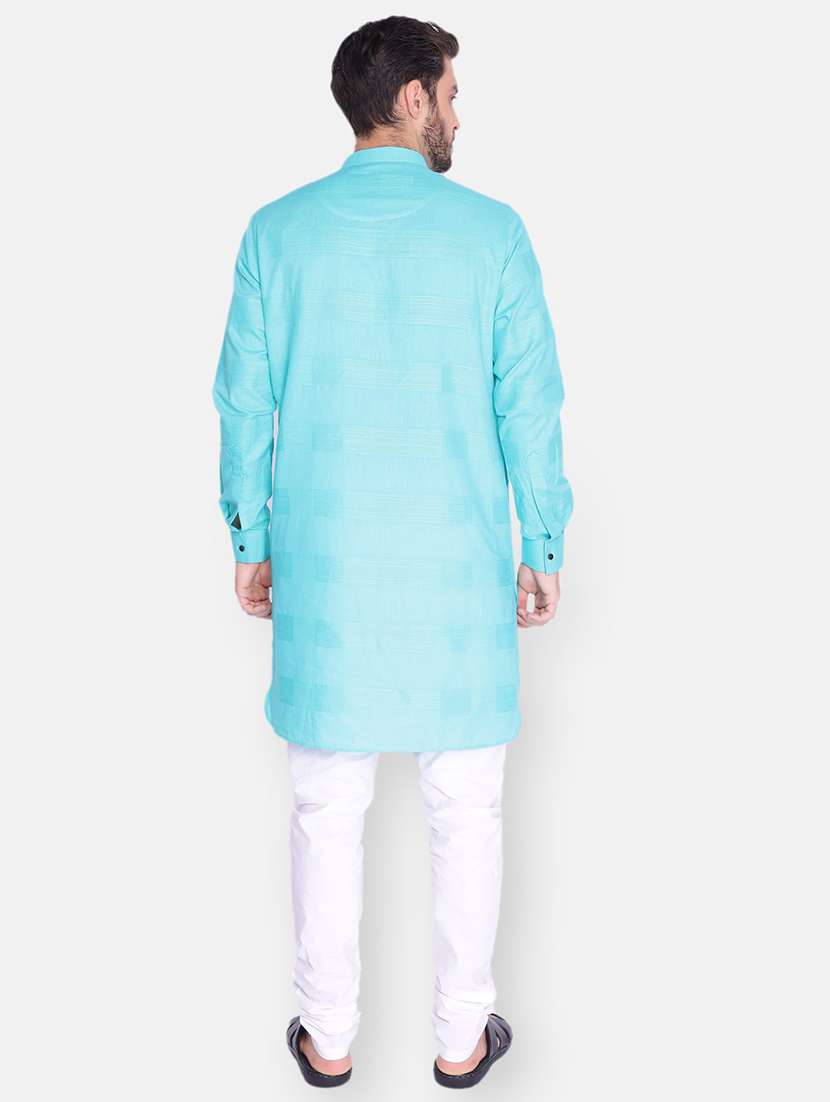 men self design mandarin neck long kurta - 21728895 - Standard Image - 3