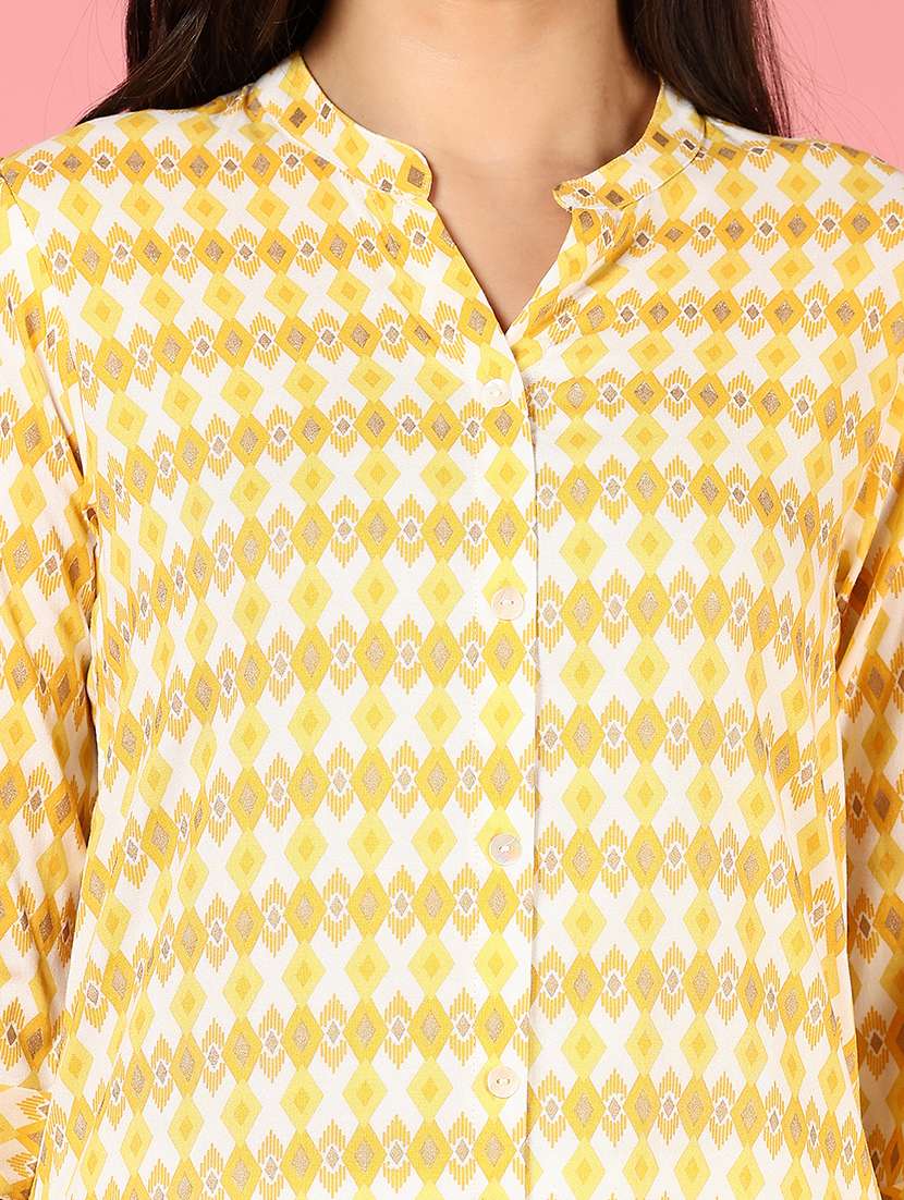 women three quarter sleeves straight kurta - 21729231 - Standard Image - 5