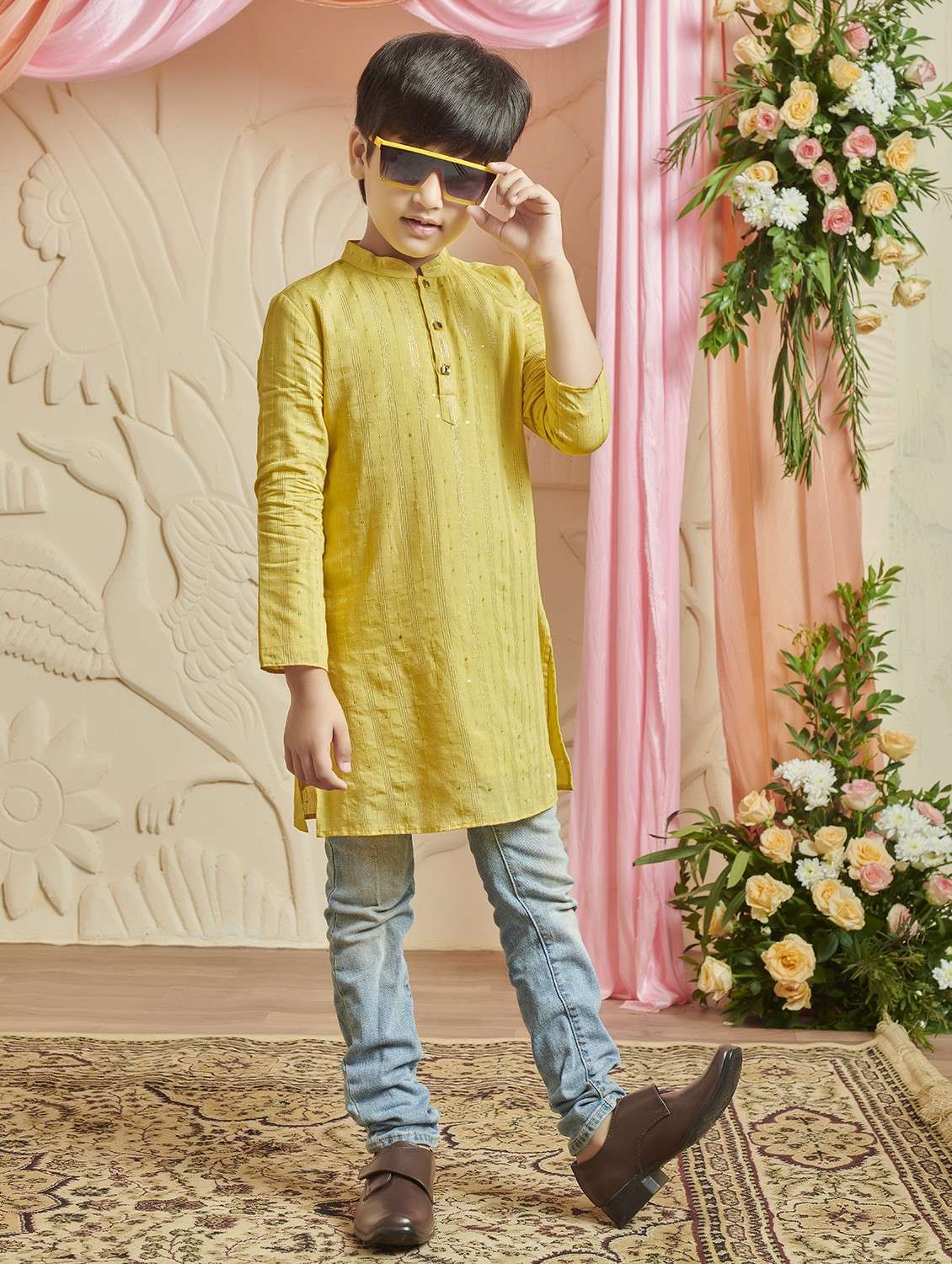 boys self design long sleeve kurta  - 21729362 -  Zoom Image - 0