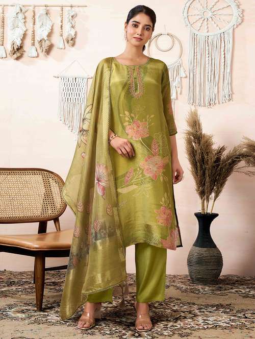 women floral kurta pant set with dupatta - 21729650 - Standard Image - 0