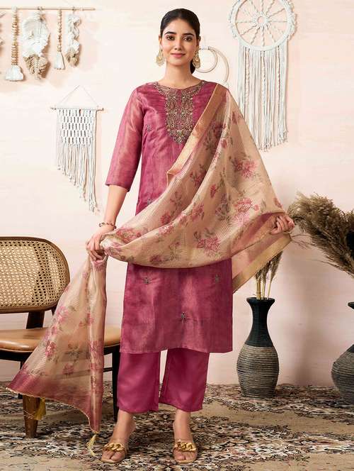 women three quarter sleeve kurta pant with dupatta set - 21729659 -  Standard Image - 0