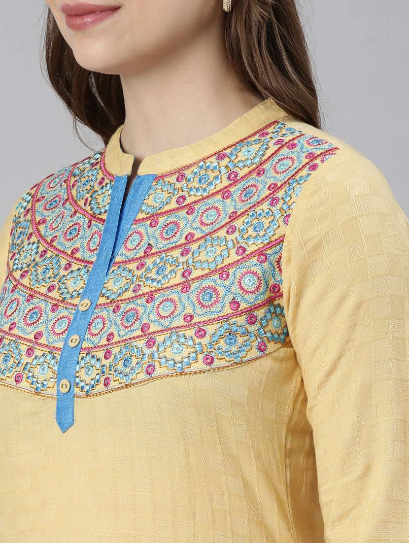 women three quarter sleeve straight kurta - 21729765 -  Standard Image - 5