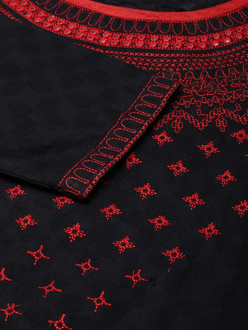 women embroidered three quarter sleeve straight kurta - 21729796 -  Standard Image - 8