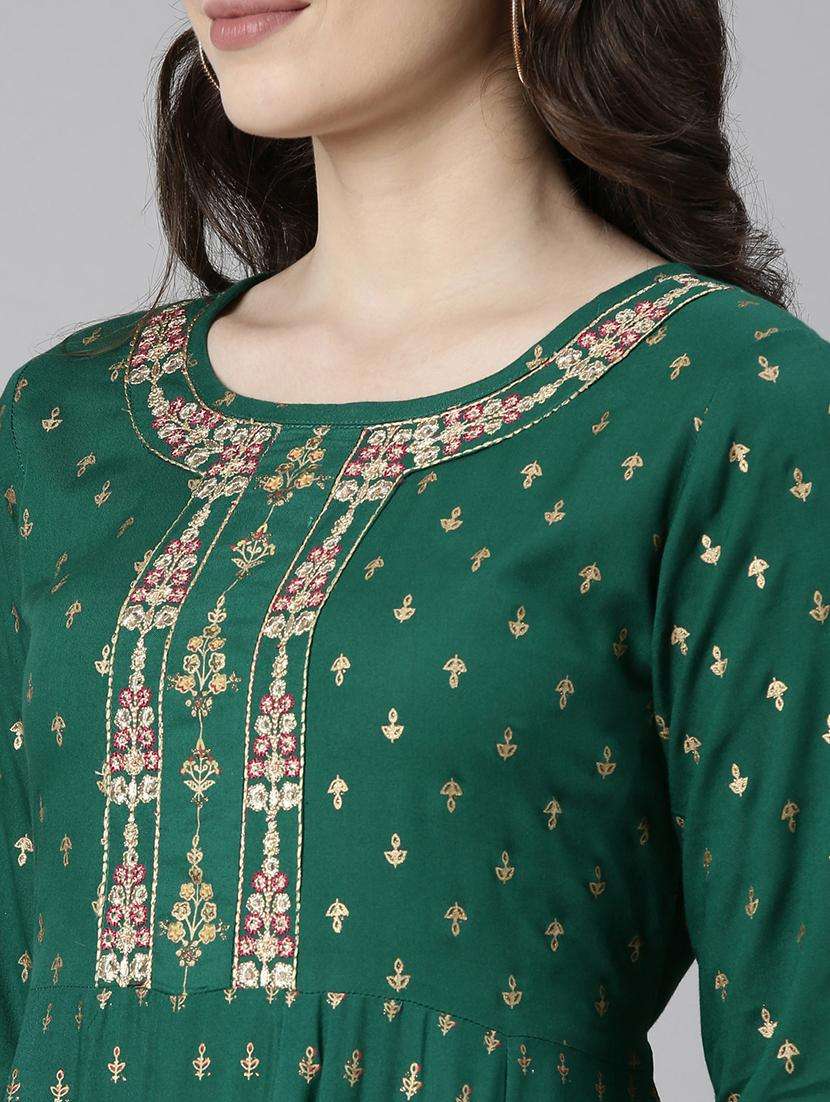 women green three quarter sleeve flared kurta - 21729799 -  Standard Image - 5