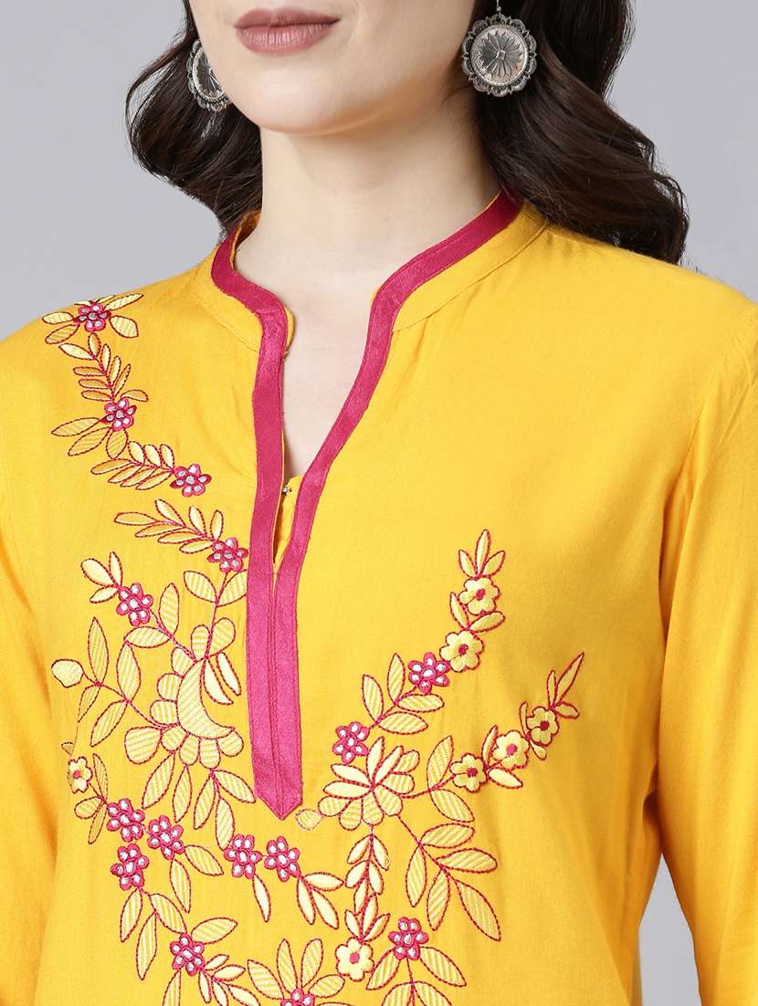 women embroidered three quarter sleeve straight kurta - 21729809 -  Standard Image - 5
