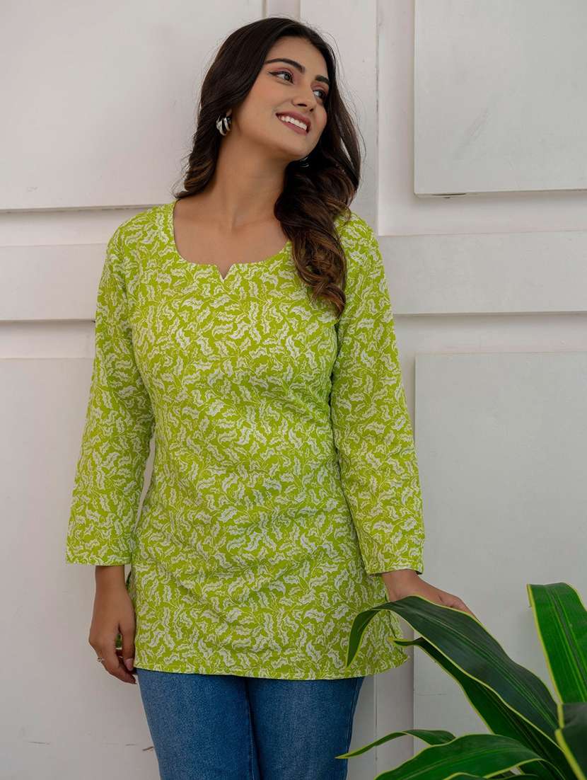 women green printed long sleeve straight kurti