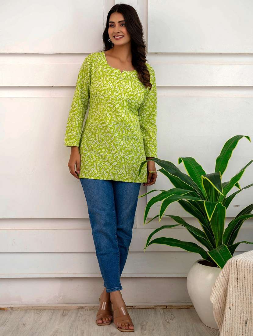 women green printed long sleeve straight kurti - 21729864 - Standard Image - 3
