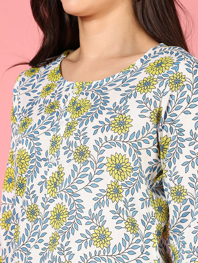 women three quarter sleeves straight kurta - 21729941 -  Standard Image - 5