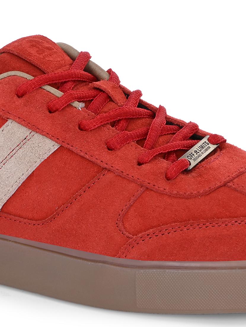 men solid red lace up sneaker - 21730706 - Standard Image - 5