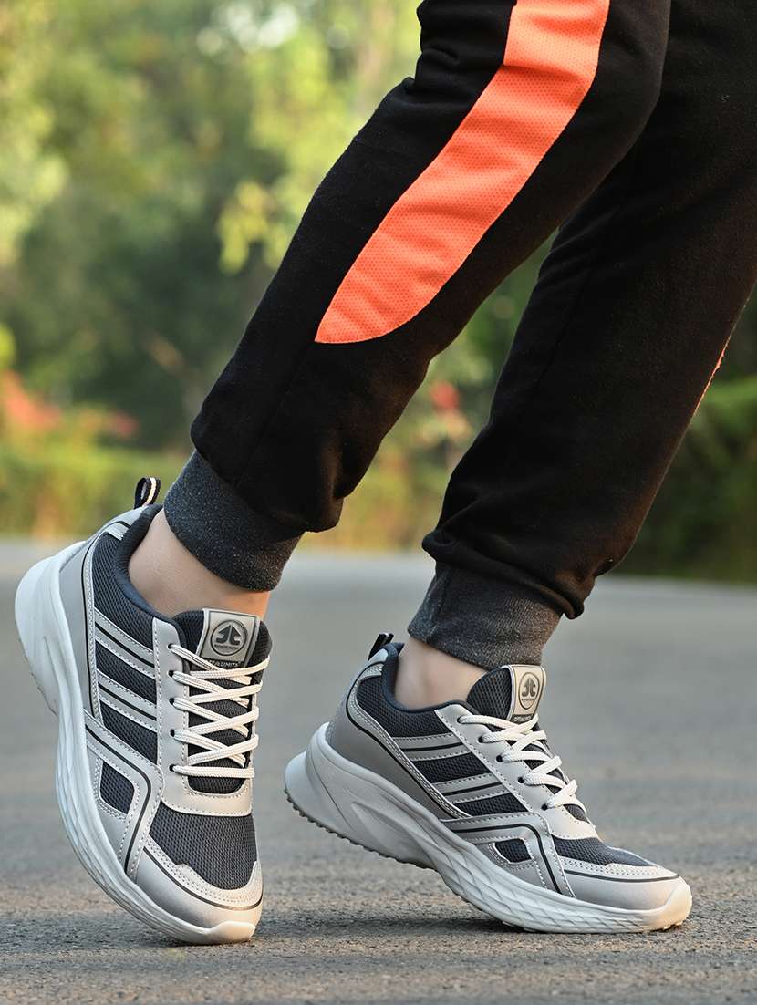 men solid grey sport shoes - 21730711 -  Standard Image - 5