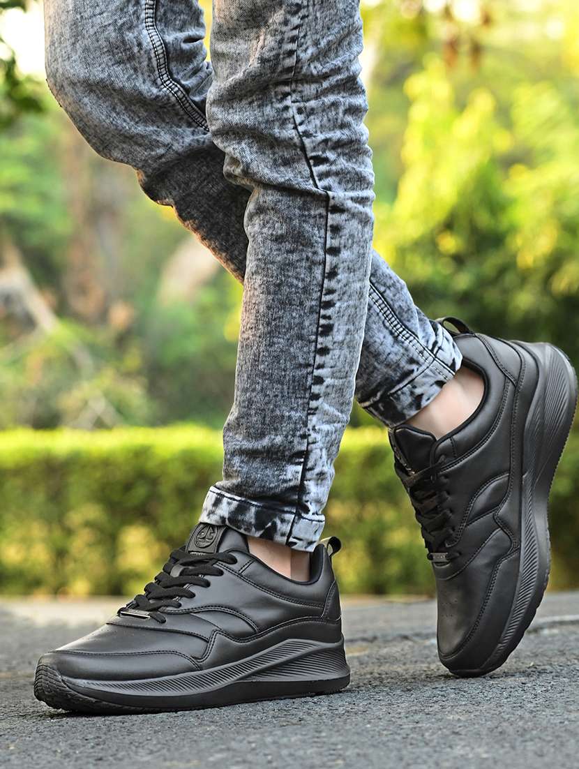 men solid lace up sport shoe - 21730718 -  Standard Image - 5