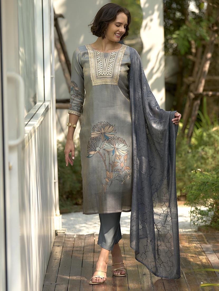 women three quarter sleeve kurta pant with dupatta set  - 21730733 -  Zoom Image - 0