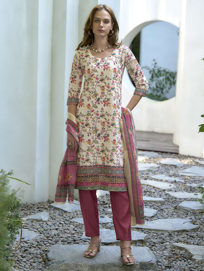 women floral kurta pant set with dupatta