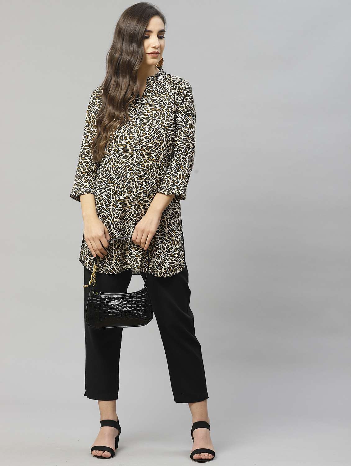 women mandarin neck animal printed straight kurti - 21731150 -  Standard Image - 3