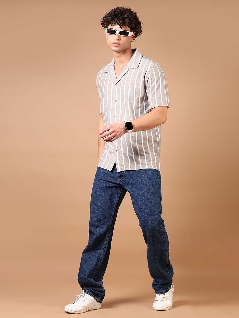 men short sleeves striped casual shirt - 21731332 -  Standard Image - 3