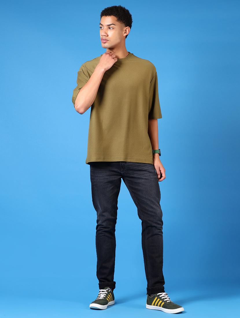 men washed mid rise jeans - 21731491 - Standard Image - 5