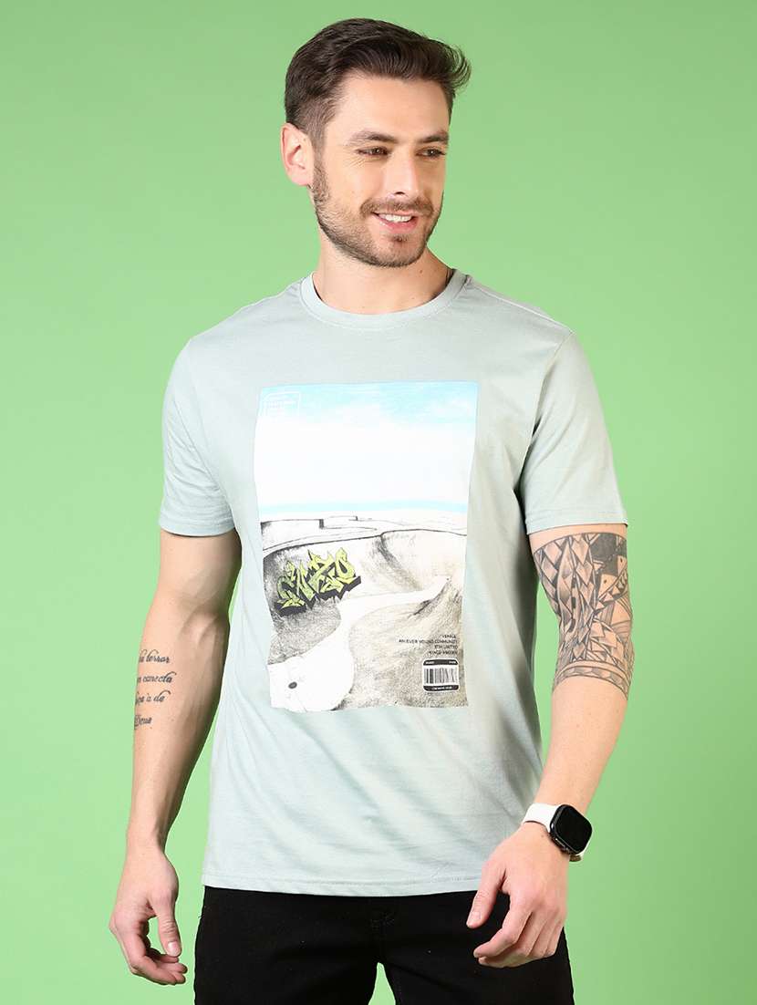 men round neck front print t-shirt