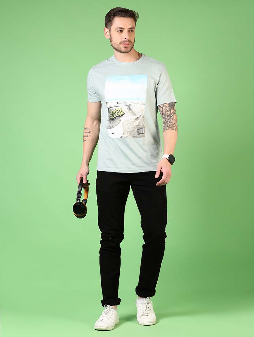 men round neck front print t-shirt - 21731553 -  Standard Image - 3