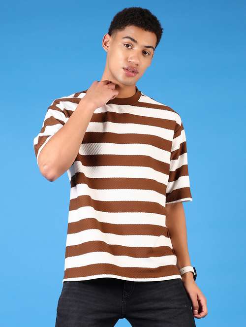 men short sleeves striped t-shirt - 21731563 -  Standard Image - 0