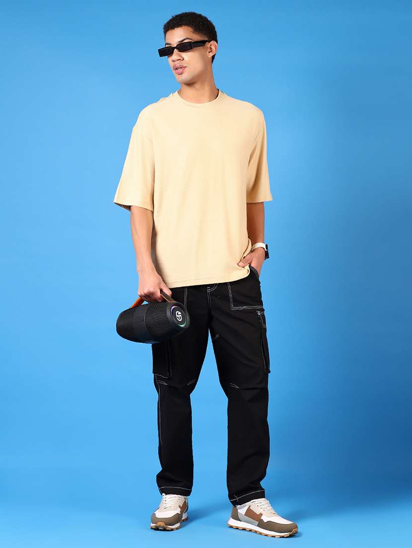 men short sleeves plain t-shirt - 21731565 -  Standard Image - 3