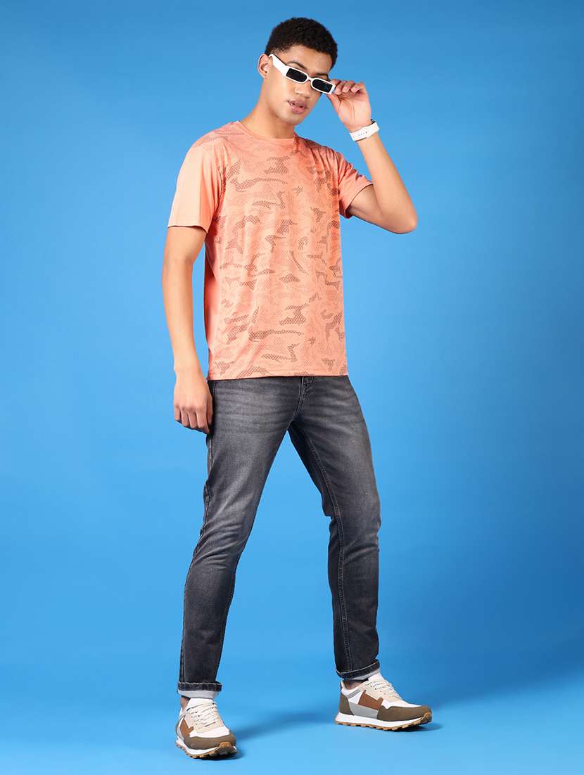 men short sleeves front print t-shirt - 21731569 - Standard Image - 3