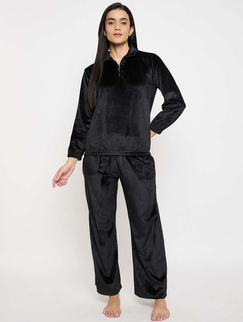 women solid velvet pyjama nightwear set