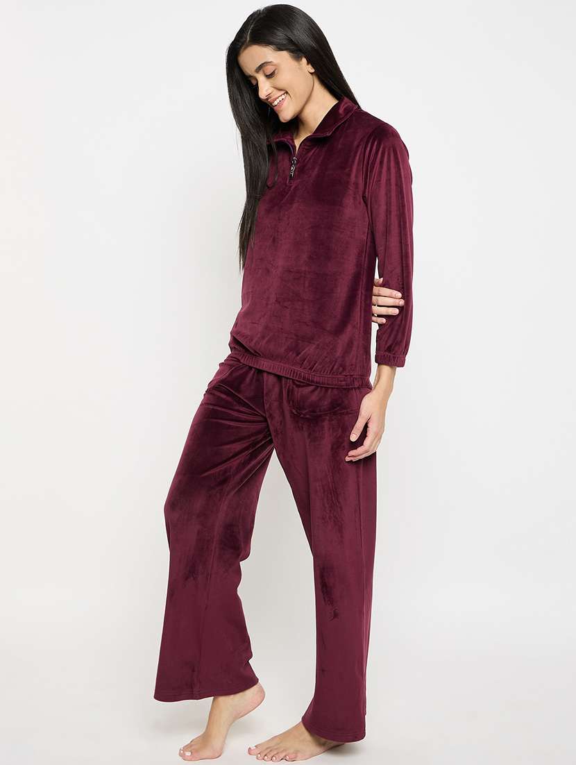 women solid velvet pyjama nightwear set - 21732309 -  Standard Image - 3