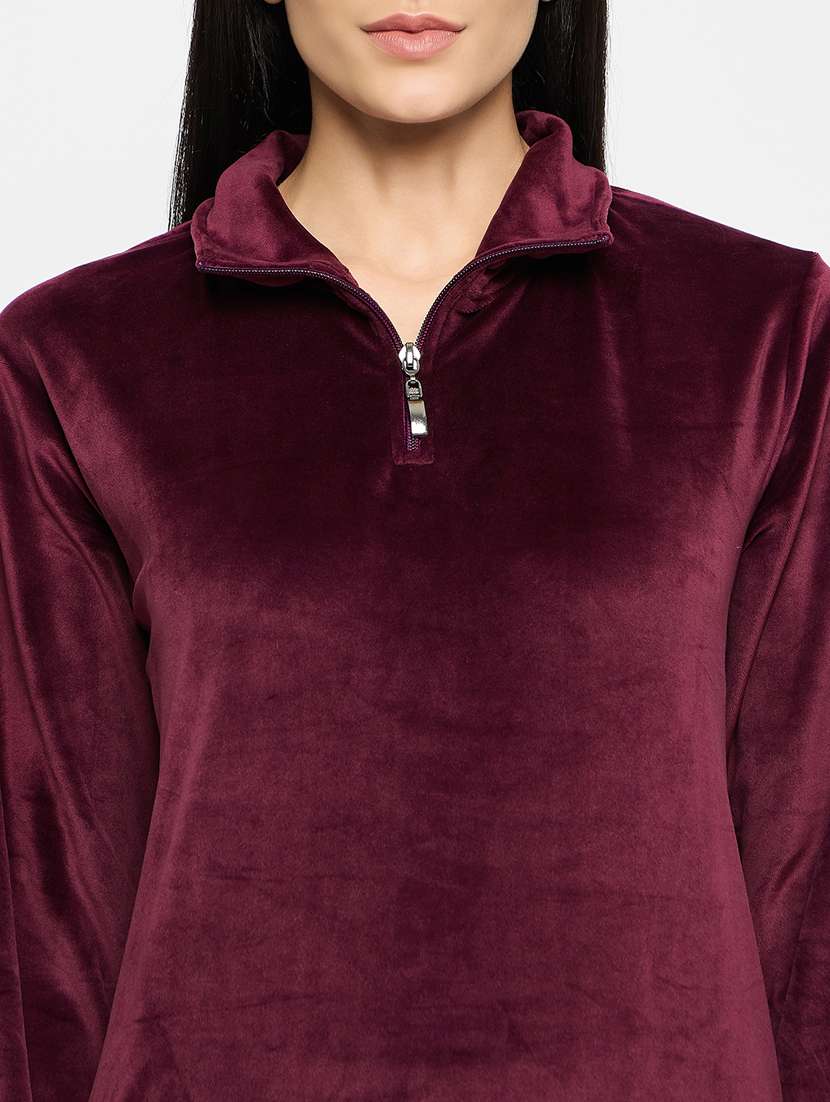 women solid velvet pyjama nightwear set - 21732309 -  Standard Image - 5