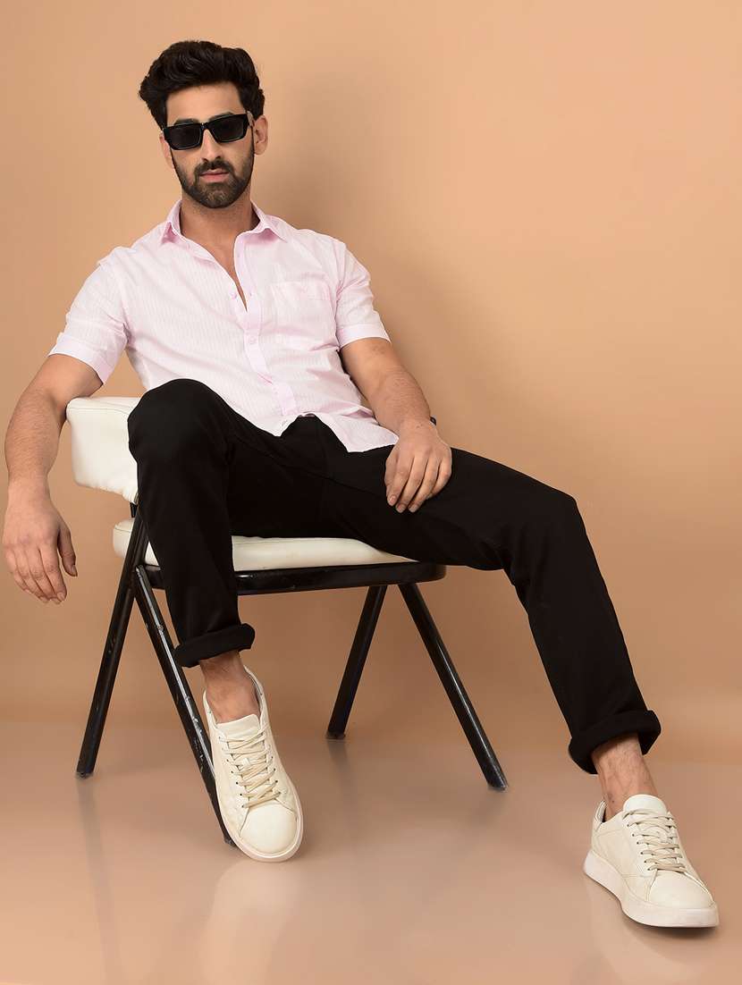 men short sleeves striped casual shirt - 21732618 -  Standard Image - 3