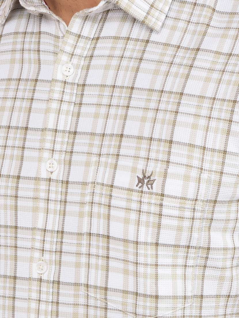 men short sleeves checkered casual shirt - 21732648 -  Standard Image - 5