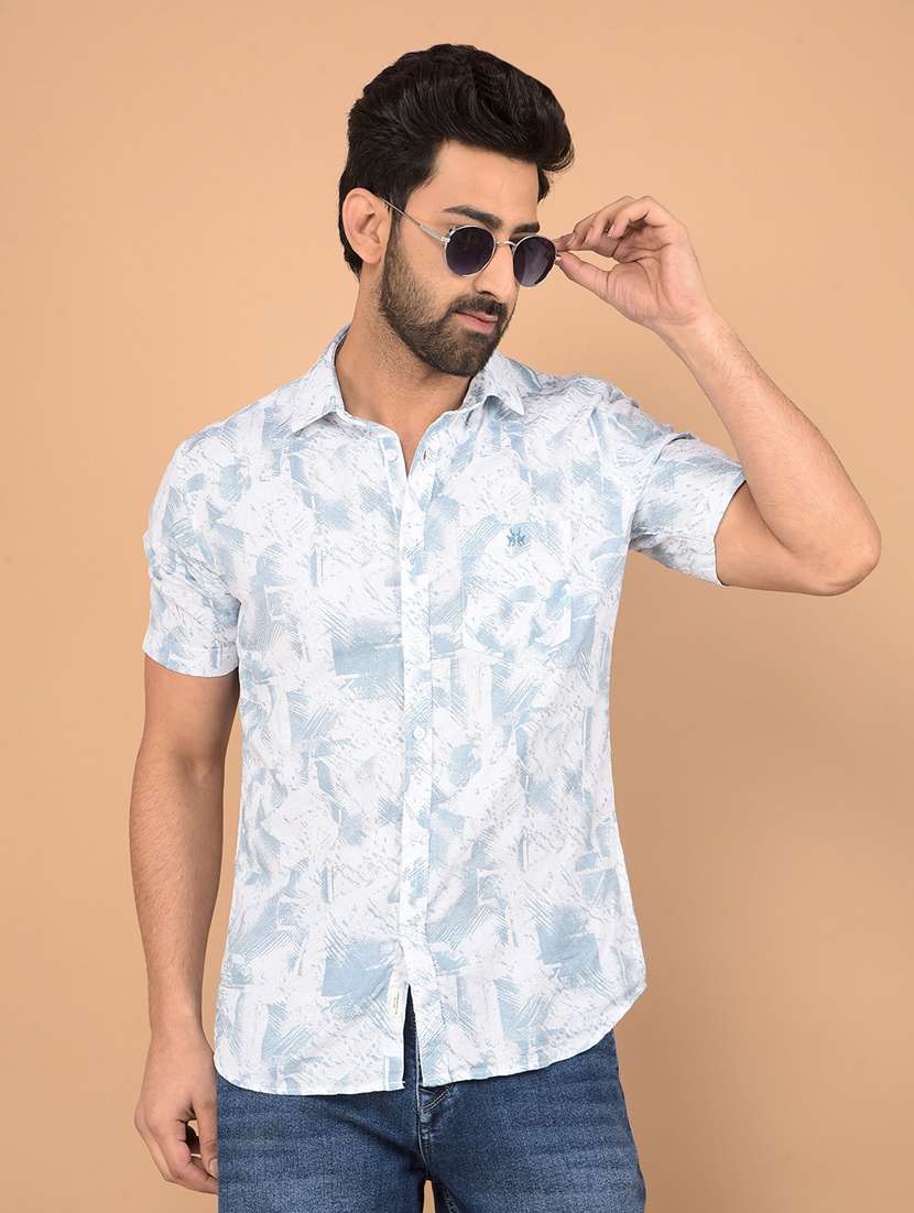 men short sleeves self design casual shirt