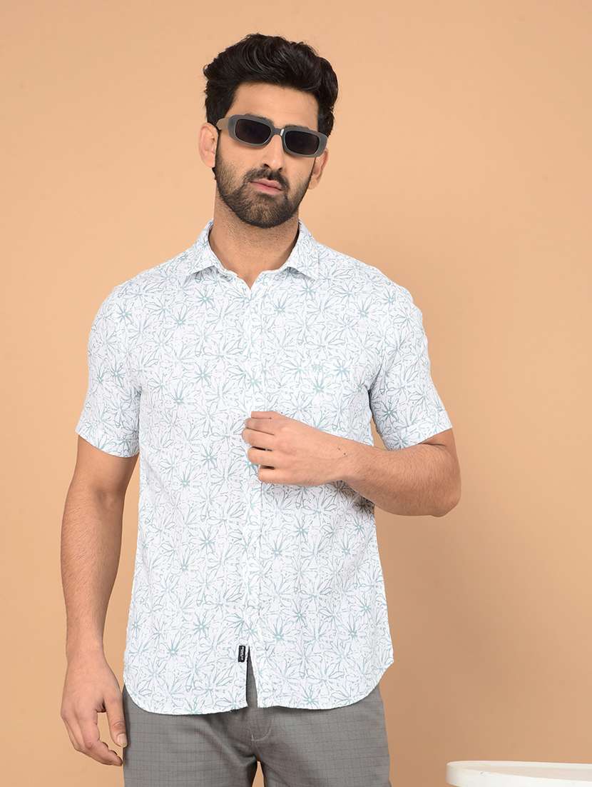 men short sleeves printed casual shirt