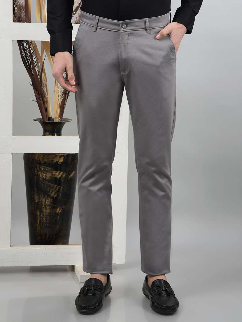 men solid mid rise chinos  
