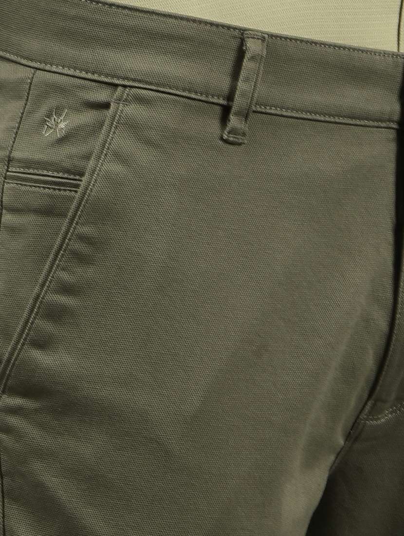 men solid mid rise chinos  - 21732695 -  Standard Image - 5